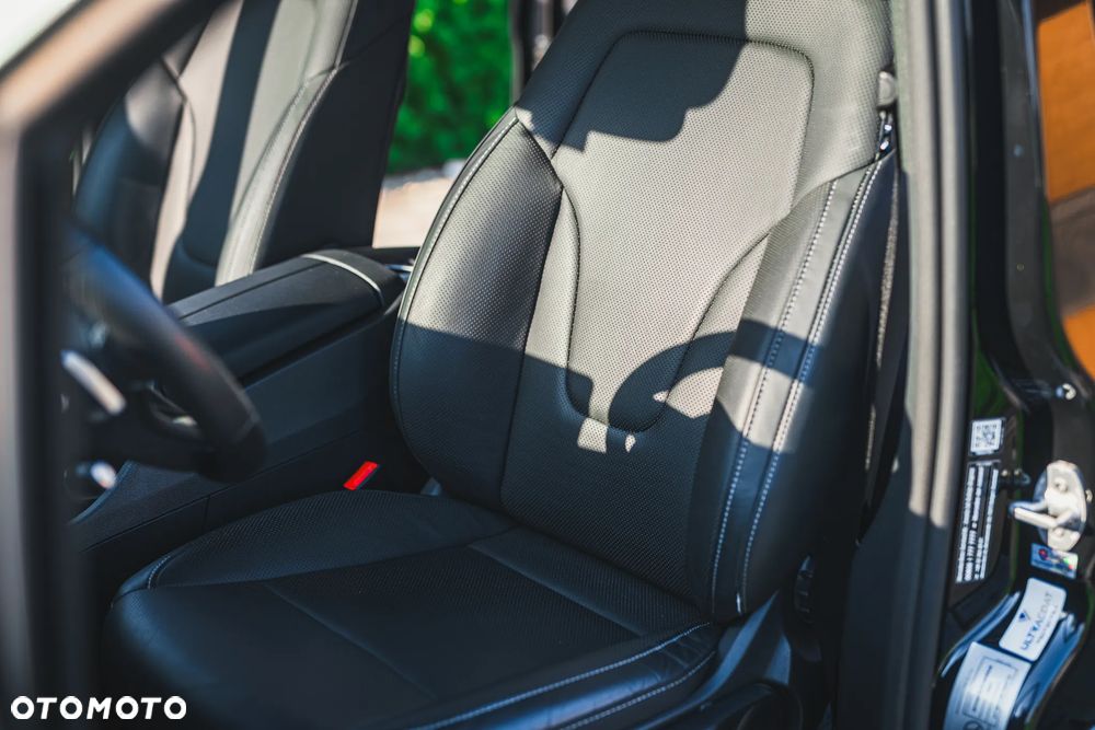 Mercedes-Benz Klasa V 300 d Avantgarde 9G-Tronic (ekstra d³) - 16