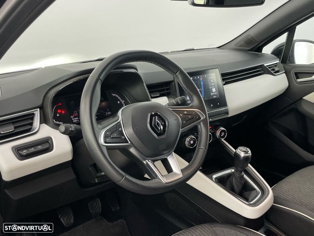 Renault Clio 1.0 TCe Techno - 15