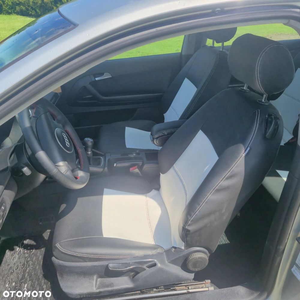 Audi A3 3-drzwiowe 1.6 Ambiente - 15