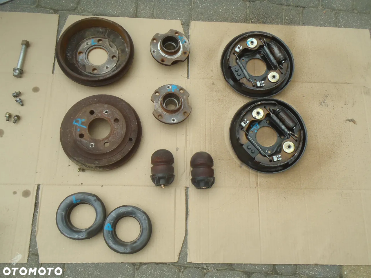 piasta łożysko bęben przewód hamulcowy cylinderki szczęki osłona tarcza kotwiczna  sprężyny śruby zawieszenia tył tylnego wahacza seicento guma odboje cc cinquecento jak nowe - 3