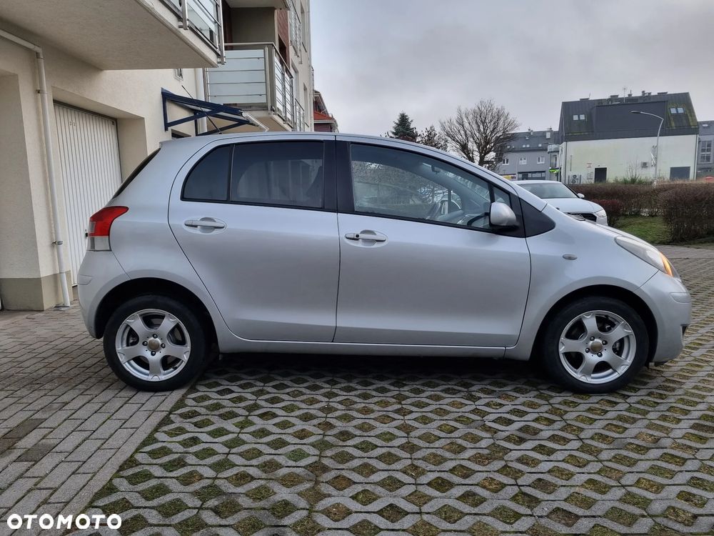 Toyota Yaris 1.33 VVT-i - 5