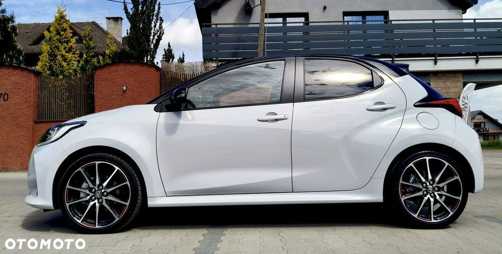 Toyota Yaris - 18