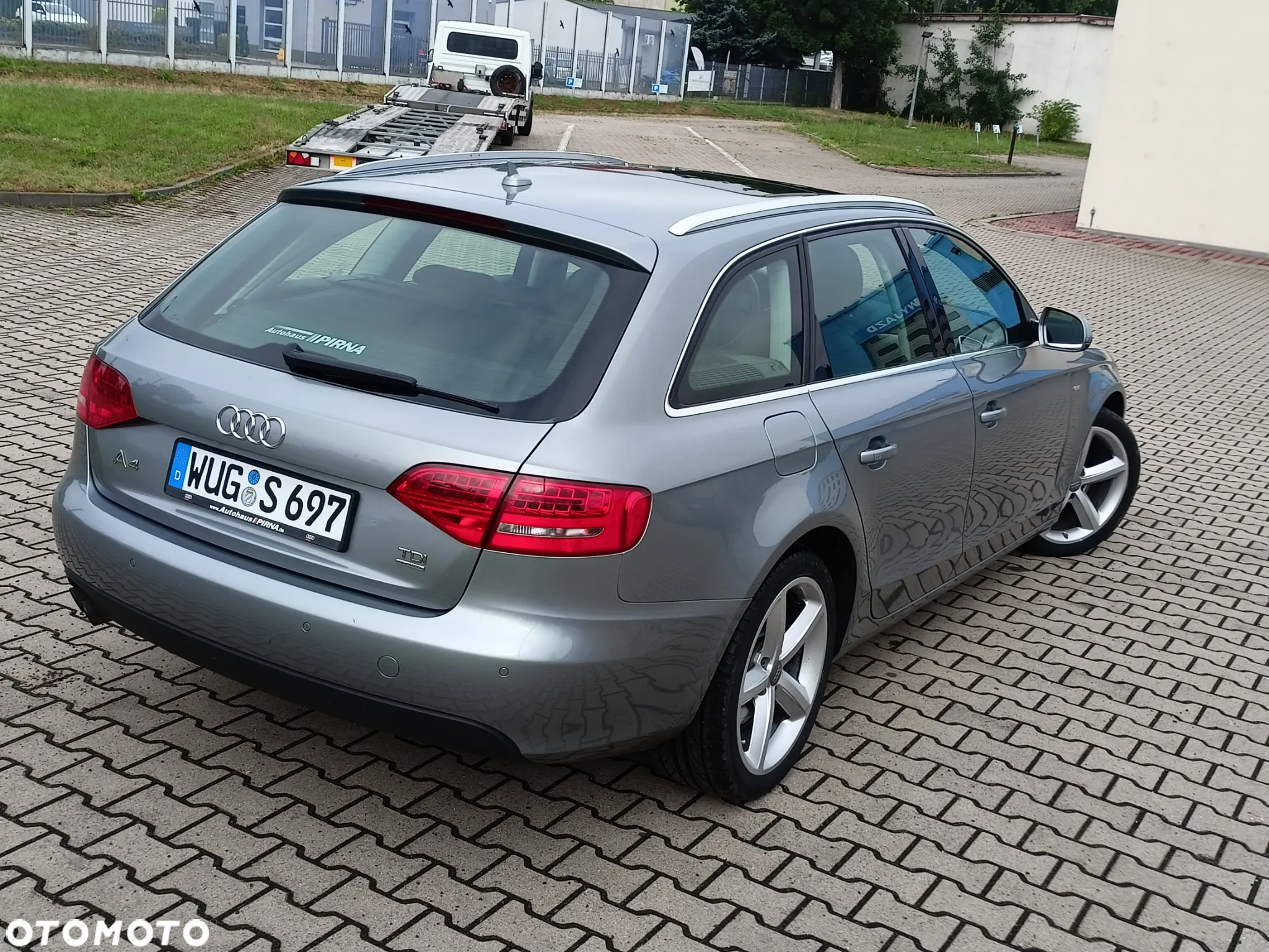 Audi A4 Avant 2.0 TDI DPF quattro S line Sportpaket (plus) - 6