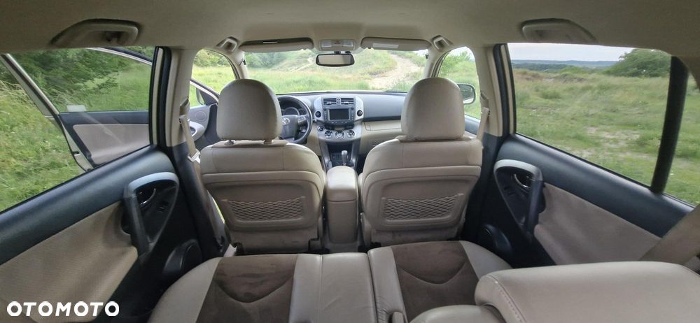 Toyota RAV4 2.0 VVT-i Prestige NAVI MS - 6