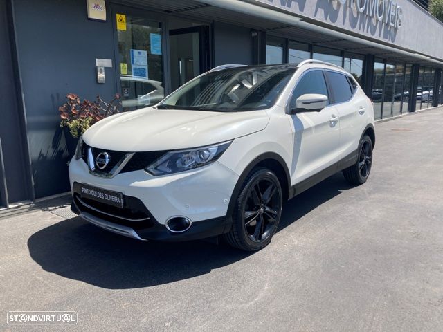 Nissan Qashqai 1.5 dCi Black Edition - 1