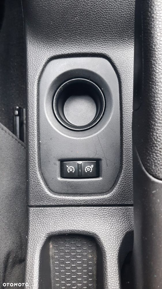 Dacia Duster TCe 130 2WD GPF Comfort - 26
