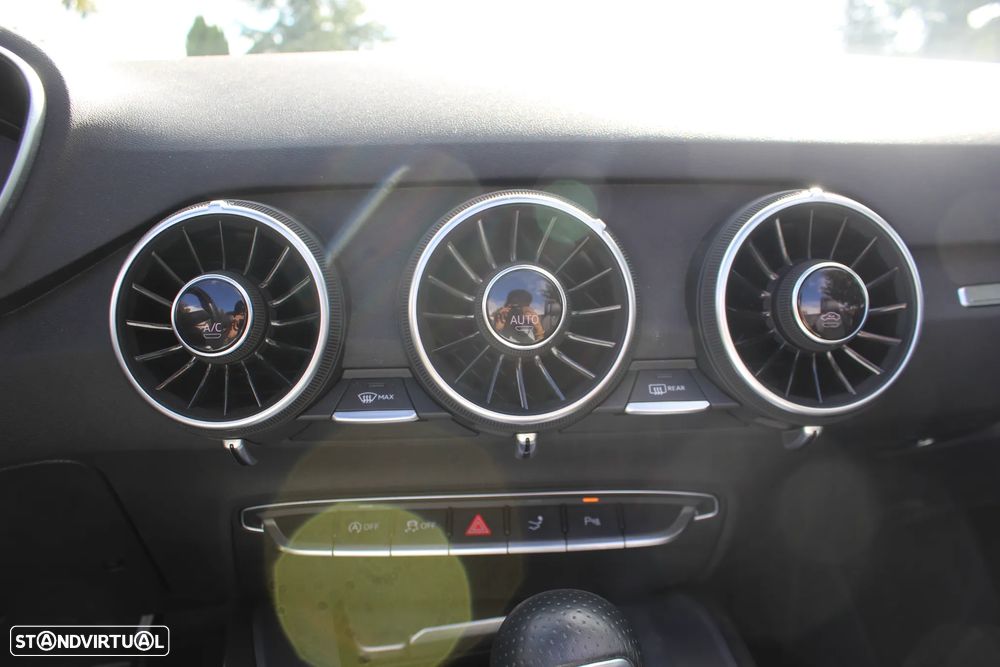 Audi TT Roadster 1.8 TFSi S-line S tronic - 29