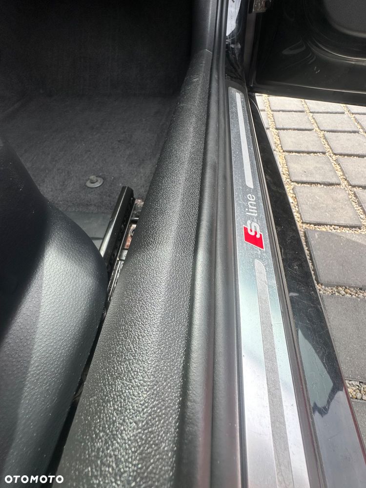 Audi A1 3-drzwiowe 1.6 TDI S line edition - 12