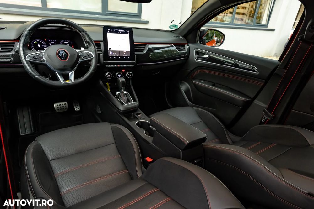 Renault Arkana TCe Mild Hybrid 160 EDC R.S. LINE - 26