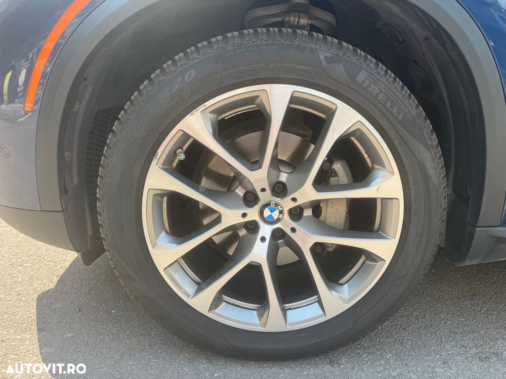 BMW X5 xDrive40i - 26