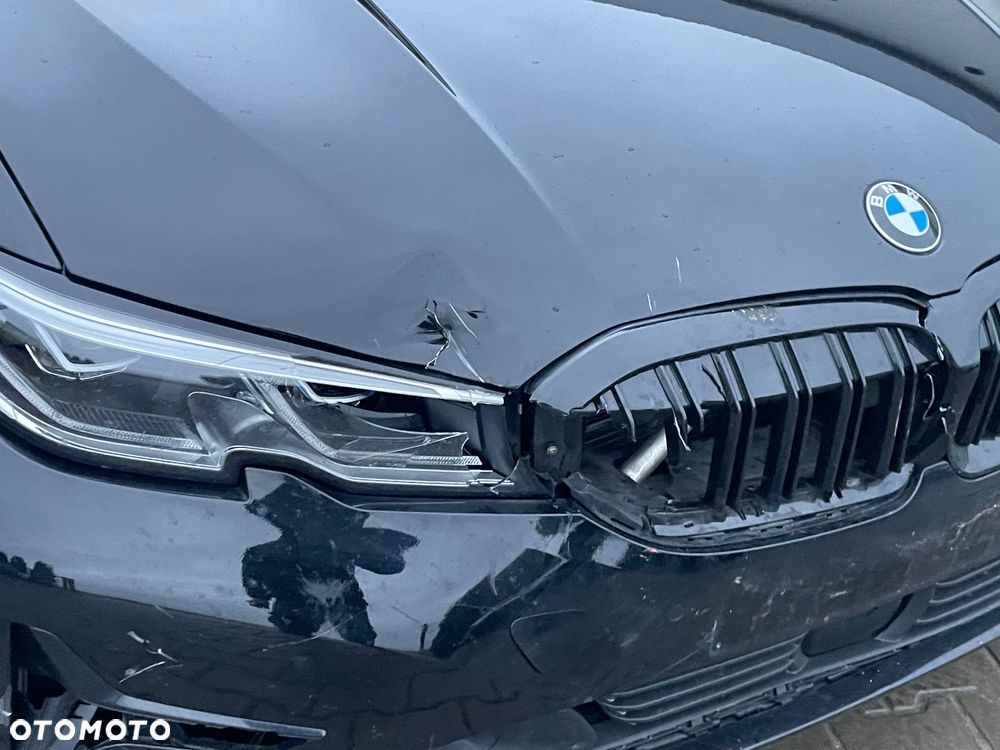 BMW Seria 3 320d Sport Line - 6