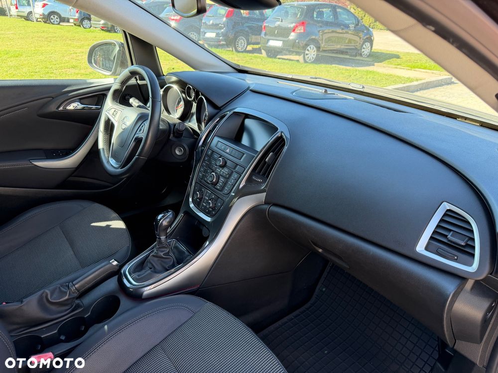 Opel Astra 1.4 T Cosmo - 31