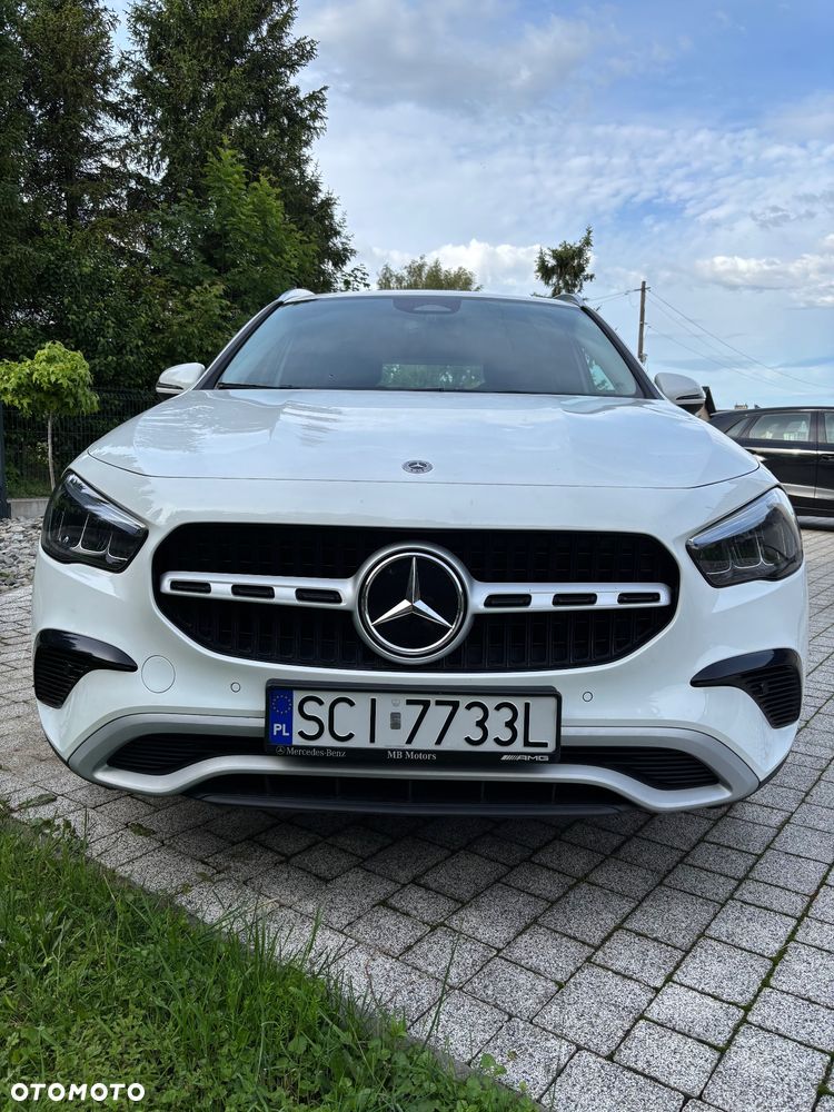 Mercedes-Benz GLA 200 Style - 2