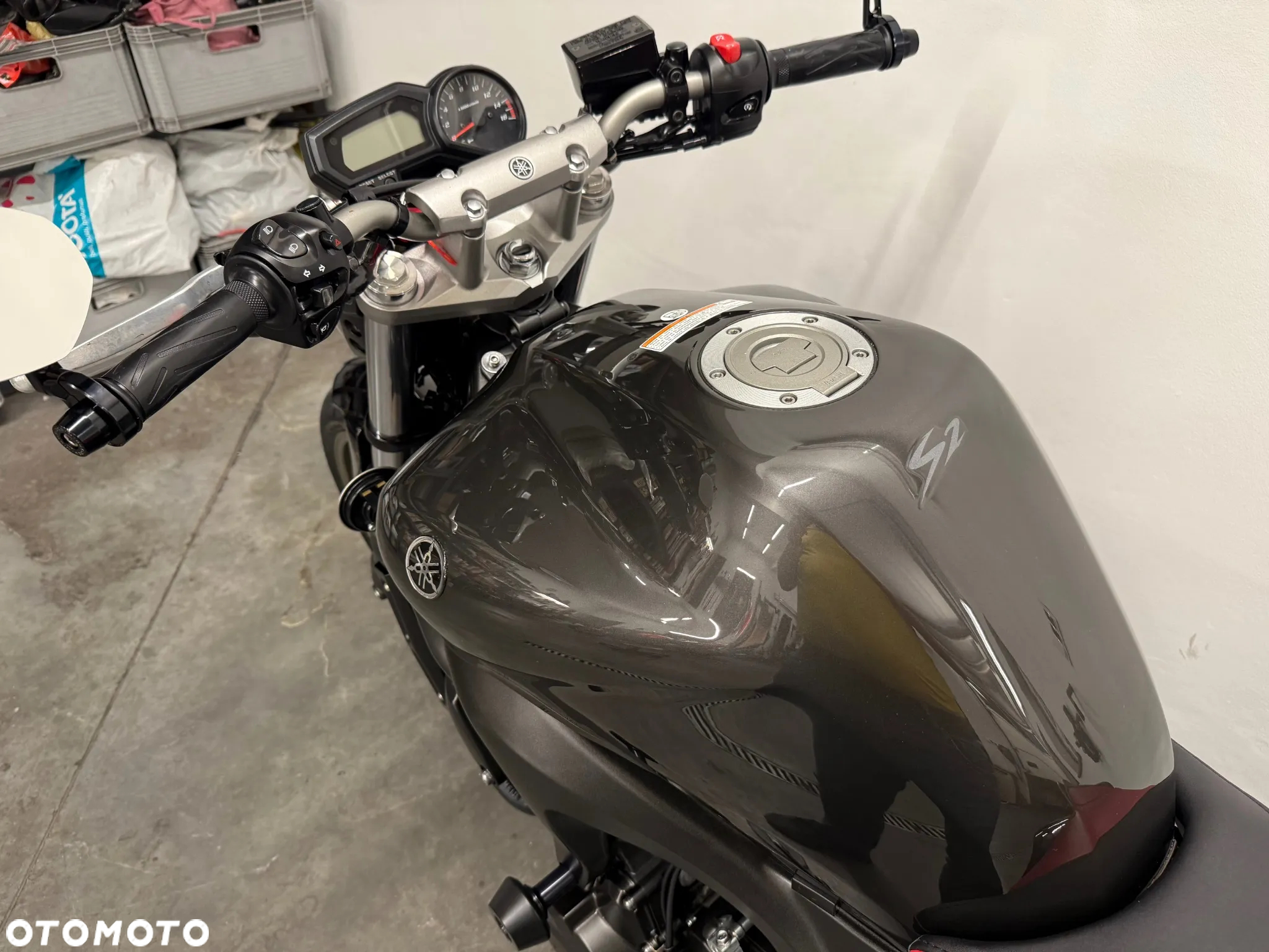 Yamaha FZ6 - 13