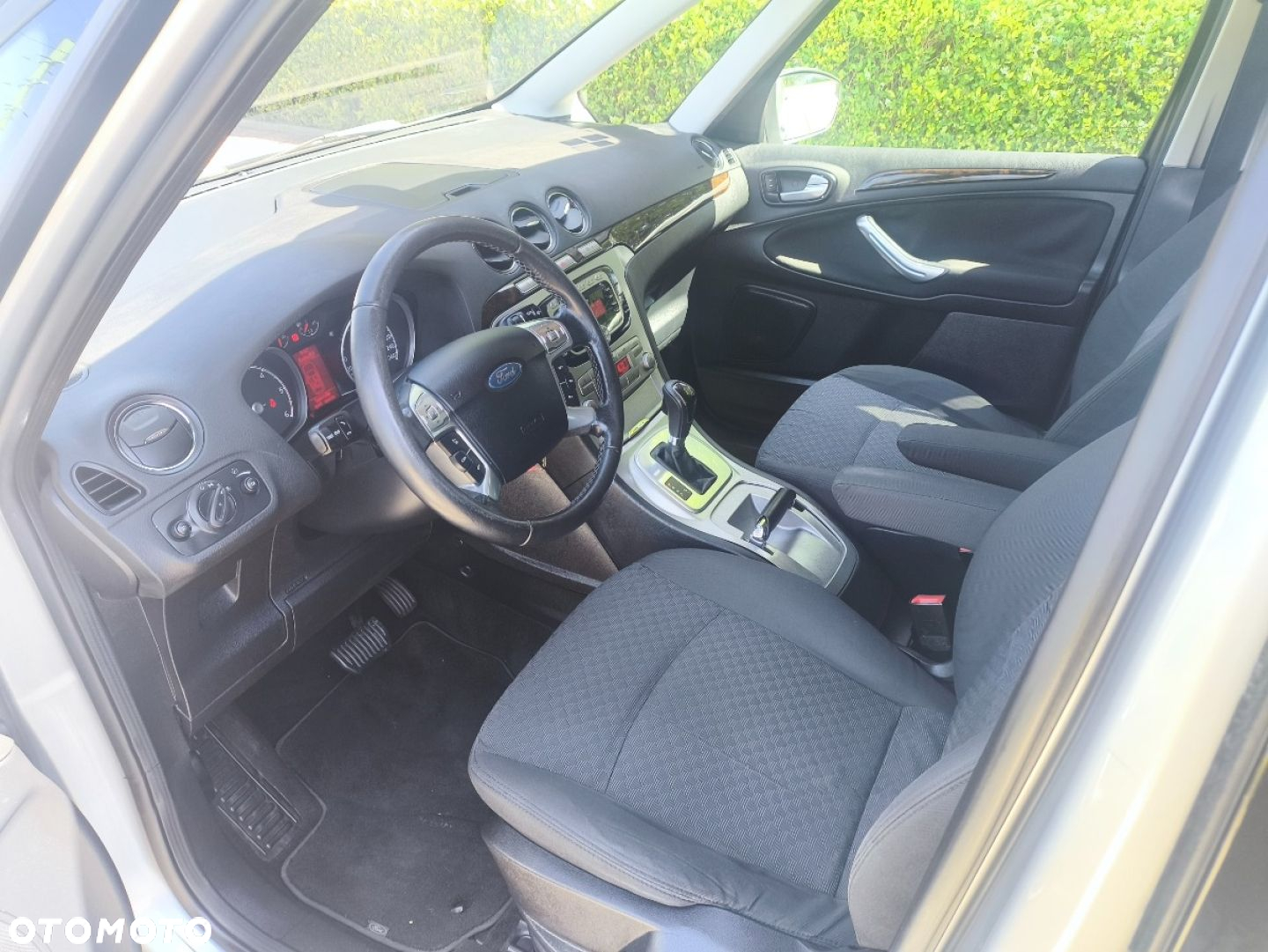 Ford Galaxy 2.0 TDCi Ghia - 7