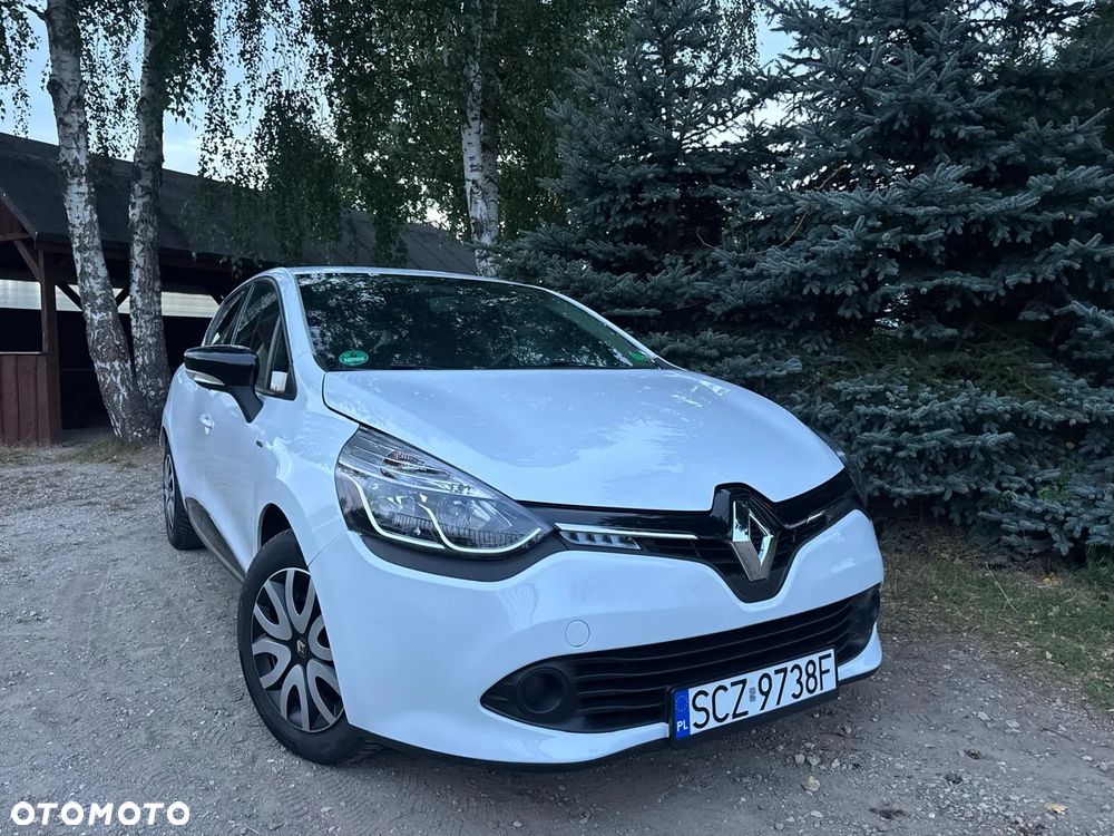 Renault Clio 1.2 16V 75 LIMITED - 23