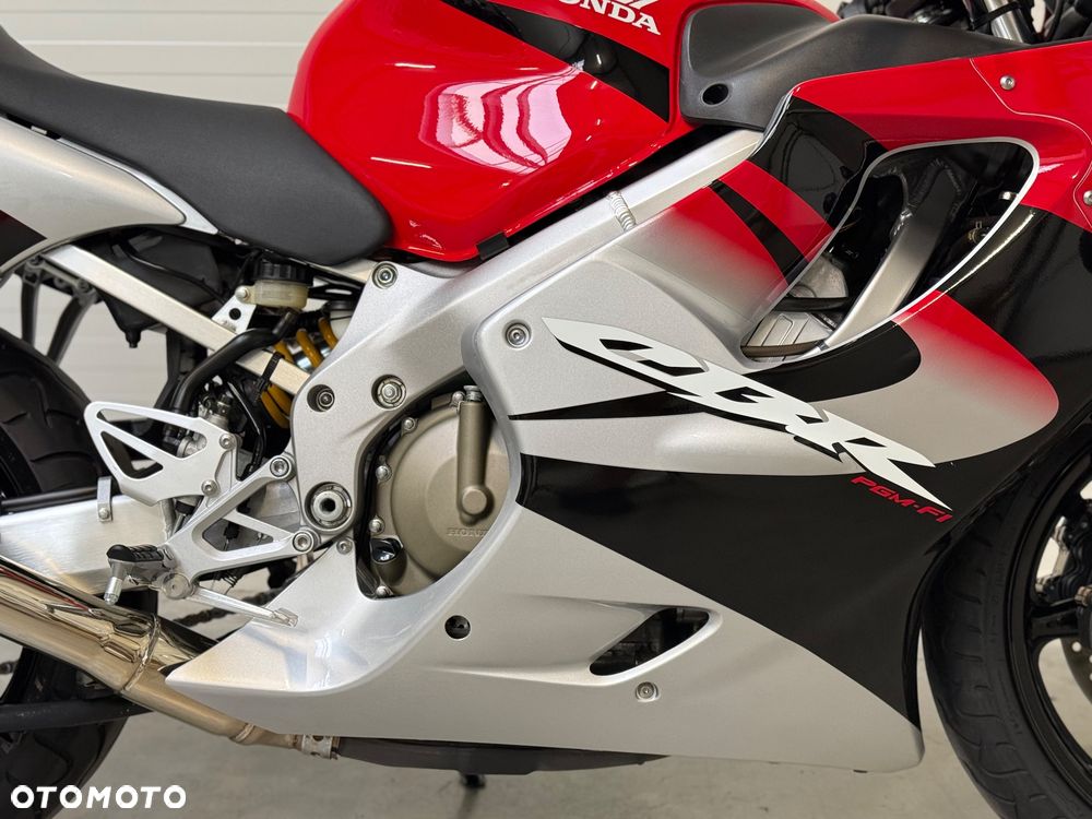 Honda CBR - 13