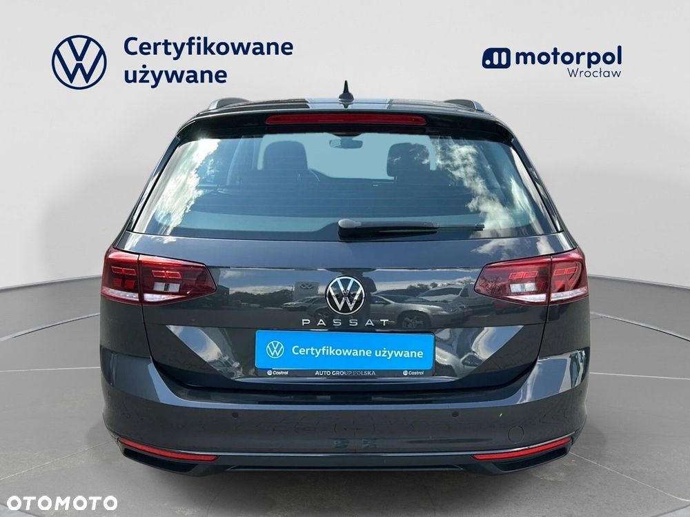 Volkswagen Passat Variant 2.0 TSI Business DSG - 13
