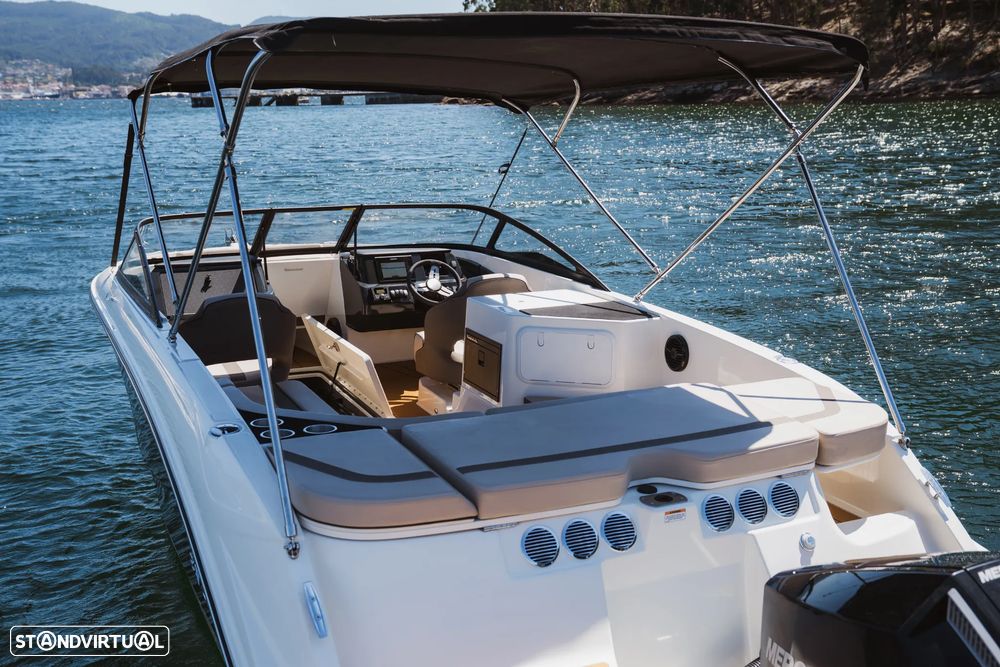 Bayliner V22 OB - 3