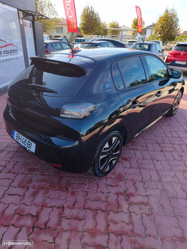 Peugeot e-208 50 kWh Allure Pack - 11