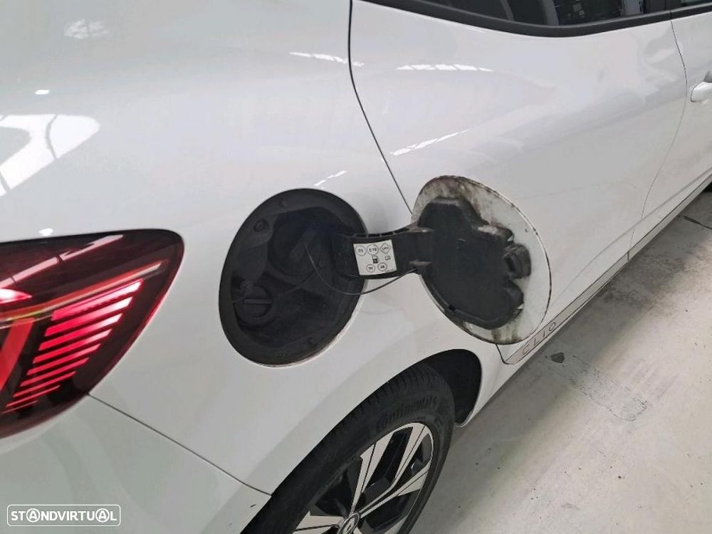 Renault Clio 1.0 TCe Limited Bi-Fuel - 14