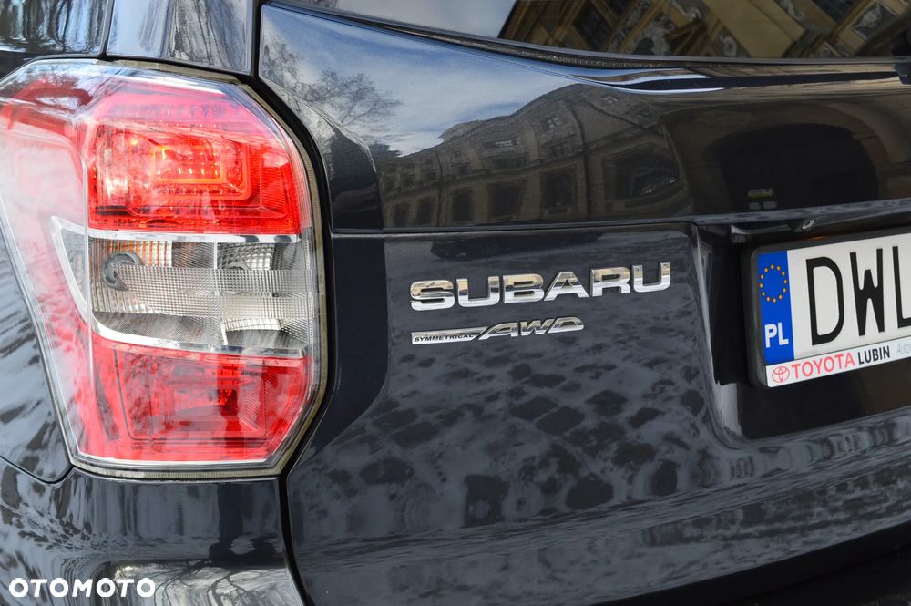 Subaru Forester 2.0XT Platinum Lineartronic - 12