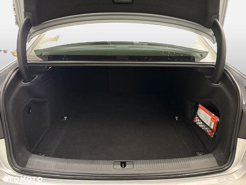 Audi A4 Limousine 35 TFSI mHEV S tronic - 19