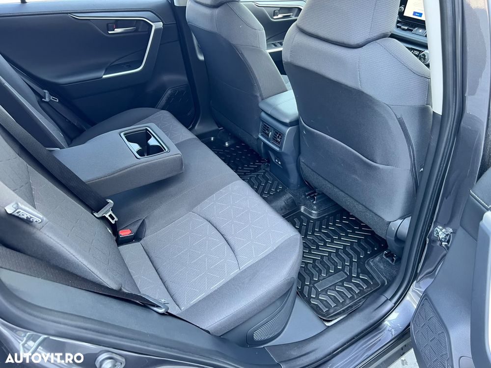 Toyota RAV4 - 15