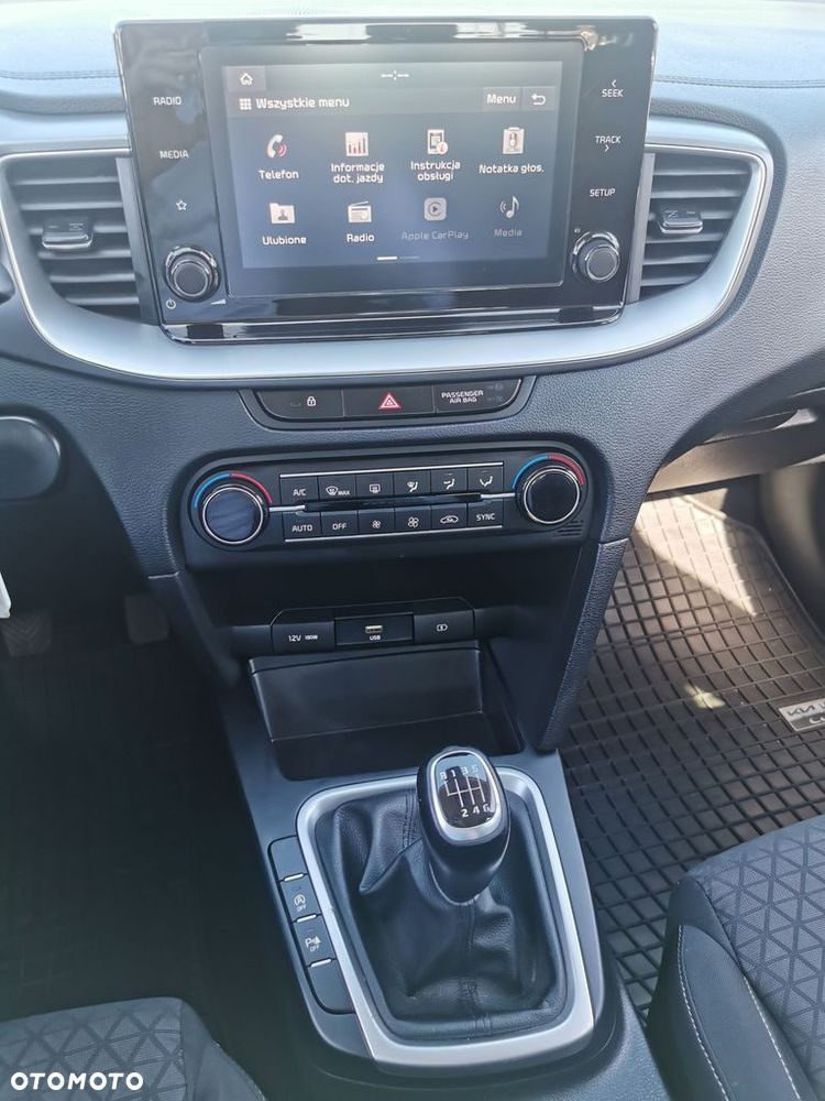 Kia Ceed 1.0 T-GDI M - 24