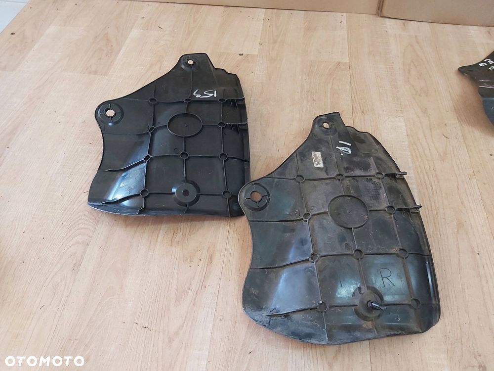 Toyota AYGO II nadkole tył prawe chlapacz 52591-0H011 - 3