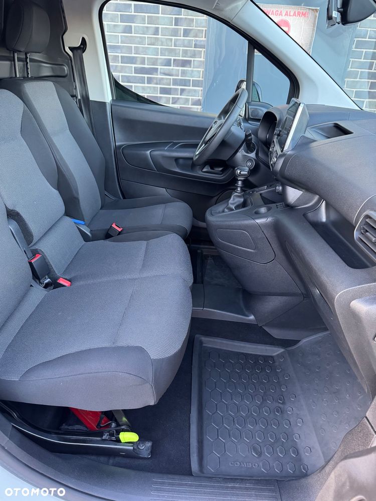 Opel Combo Life - 15
