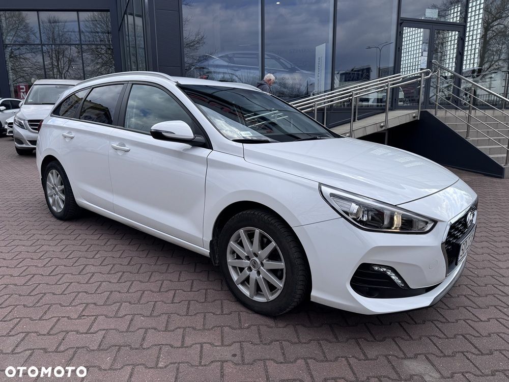 Hyundai i30 1.4 T-GDI Classic + - 6