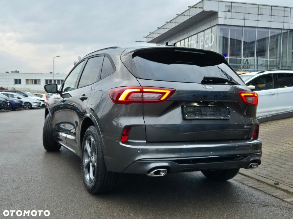 Ford Kuga - 4