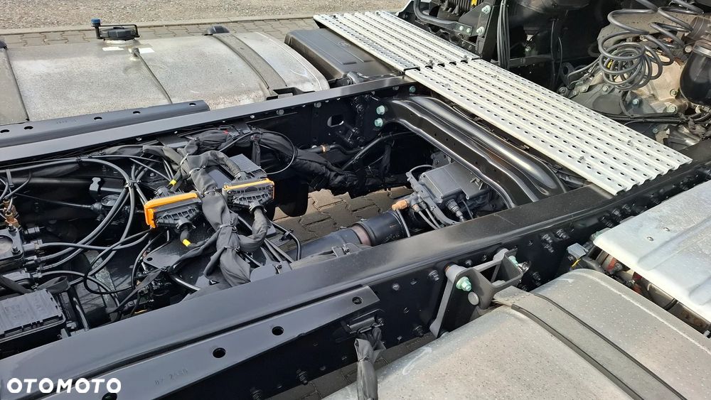 MAN TGX 18.510 / LOW DECK / MEGA / SALON PL - 14