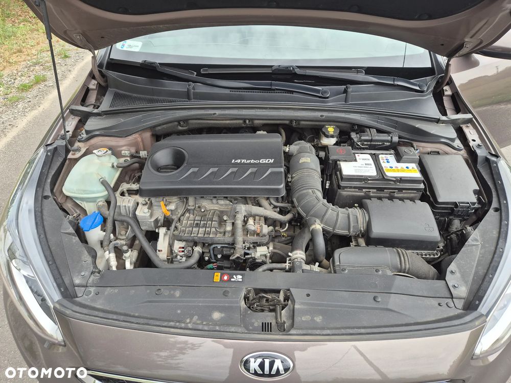 Kia Ceed 1.4 T-GDI M - 22