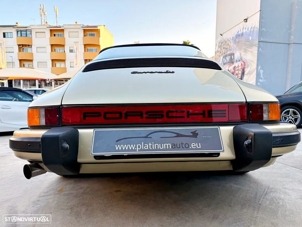 Porsche 911 Série G - 56