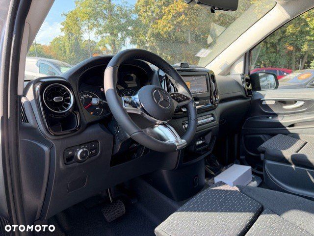 Mercedes-Benz Vito - 10