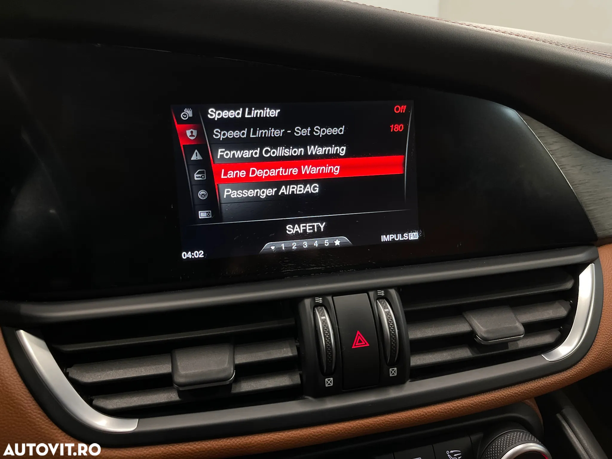 Alfa Romeo Giulia 2.0 Turbo AWD AT8 Veloce - 16