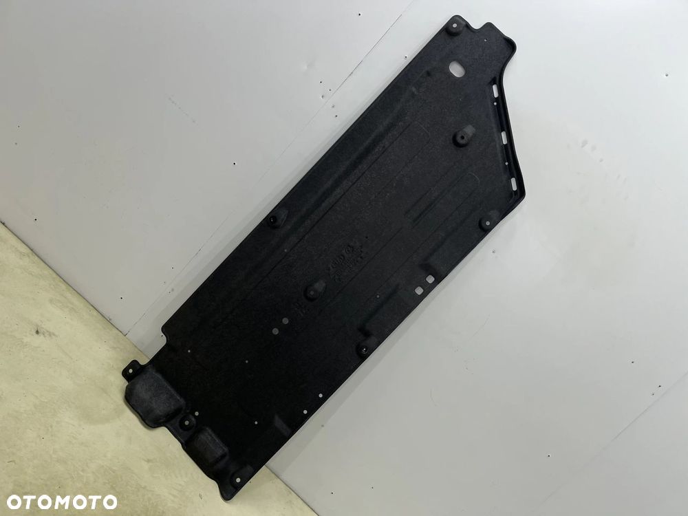 Osłona podwozia Kia Stonic Kia Rio 4 IV 17r.- NOWA prawa osłona dolna płyta boczna oryginalna 84225- - 2