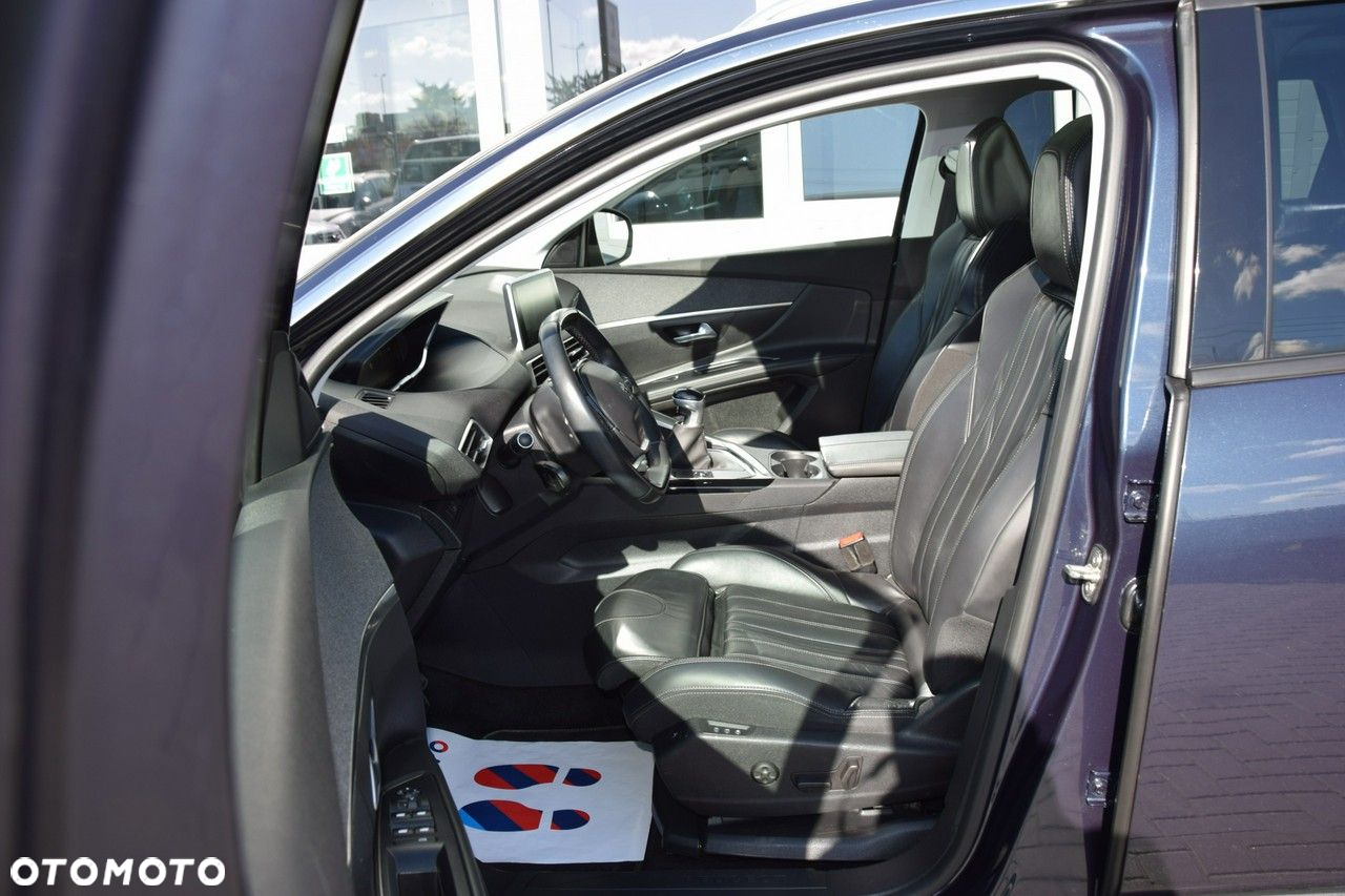 Peugeot 5008 - 17