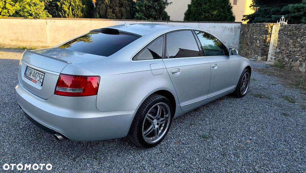 Audi A6 Limousine 2.4 - 13