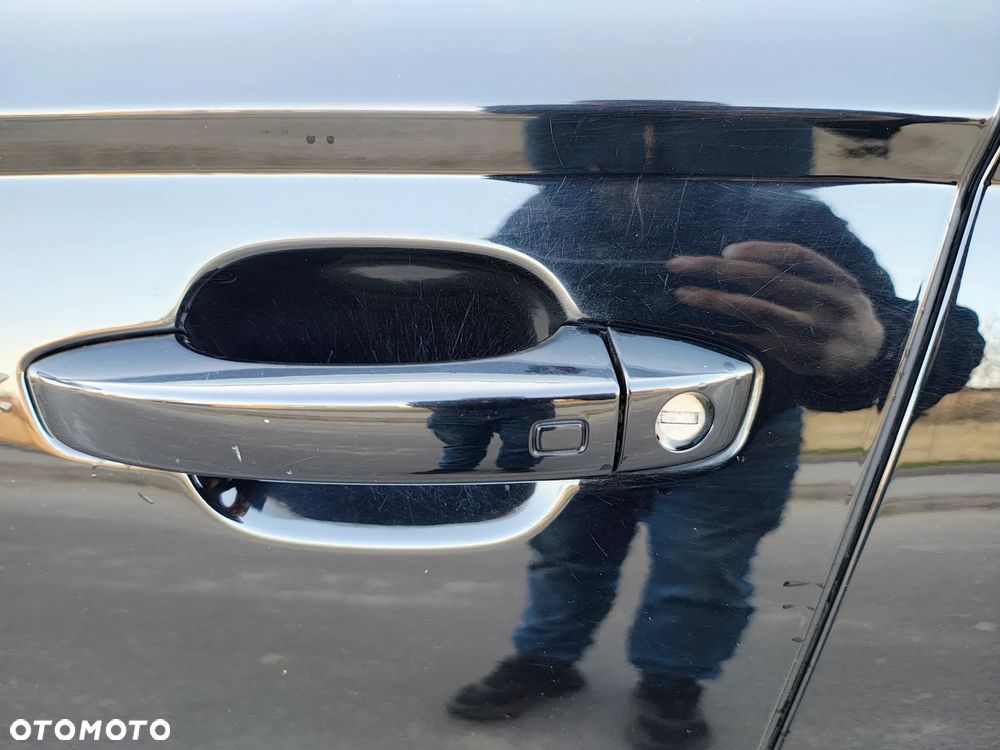 Audi A6 Avant 2.0 TDI ultra S tronic - 15