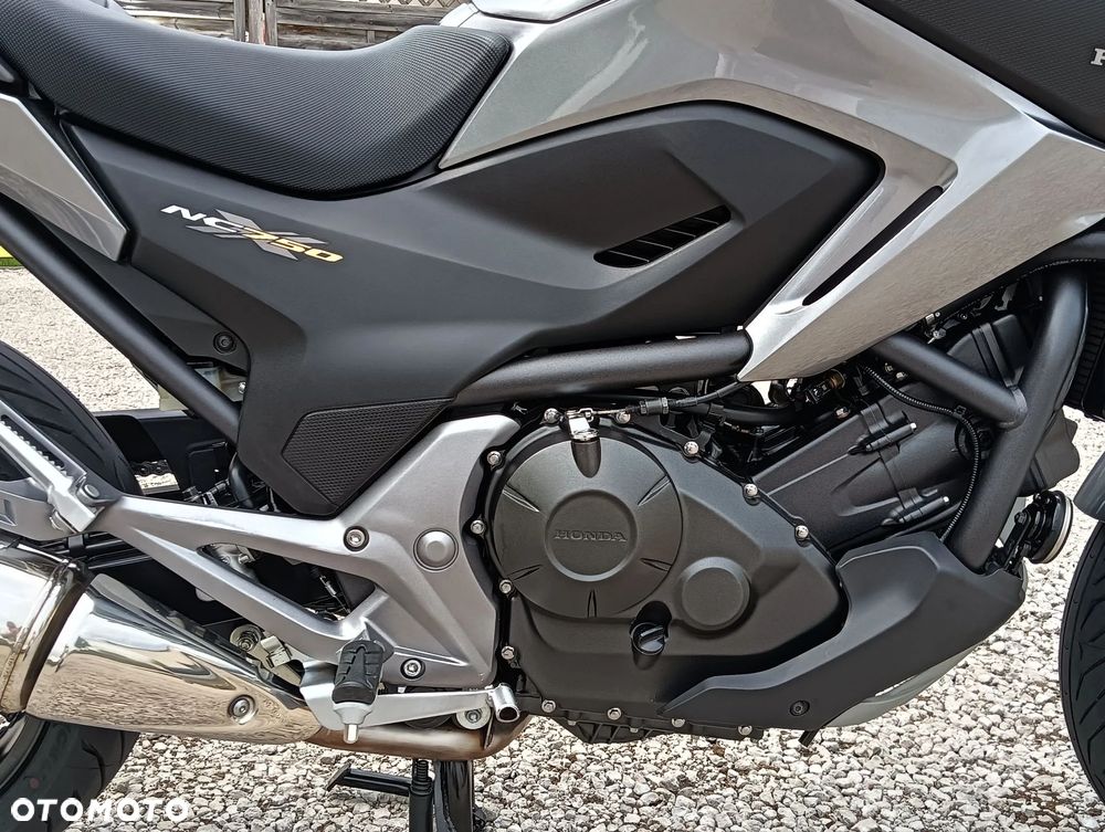 Honda NC - 20