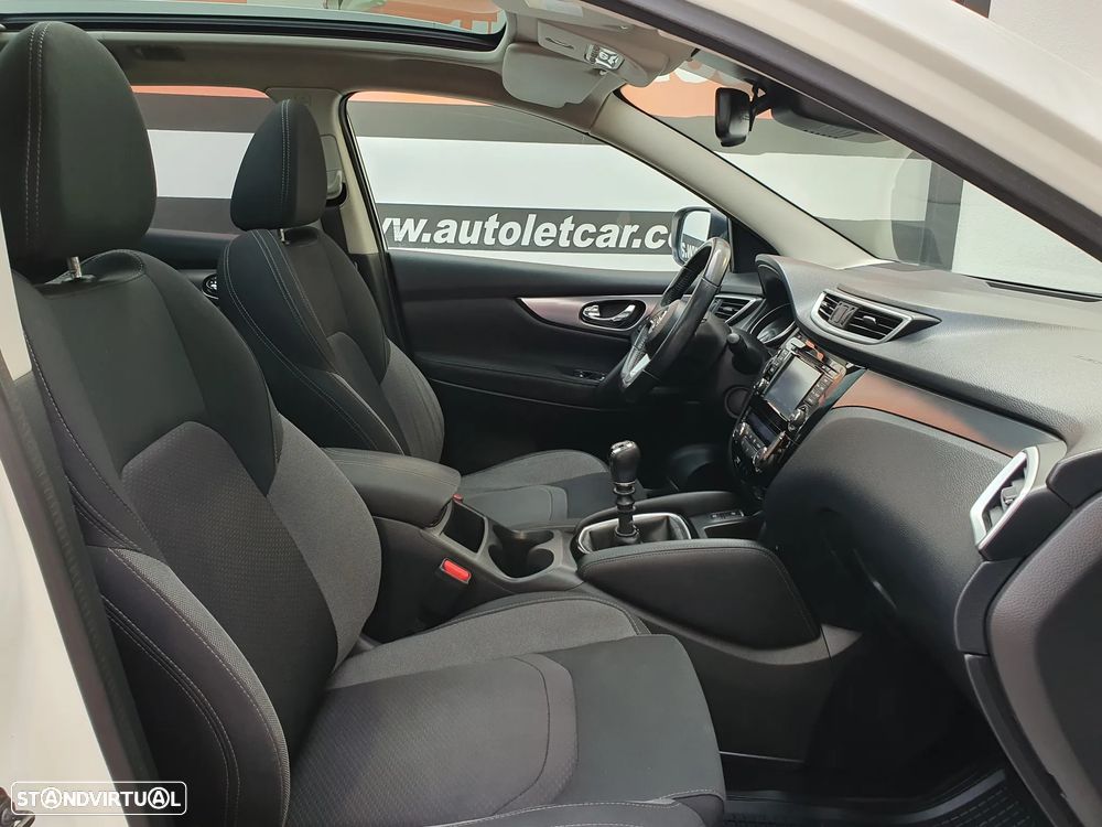 Nissan Qashqai 1.5 dCi N-Connecta - 4