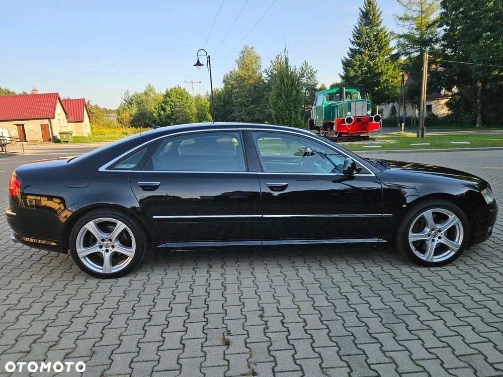Audi A8 4.2 FSI L Quattro - 8