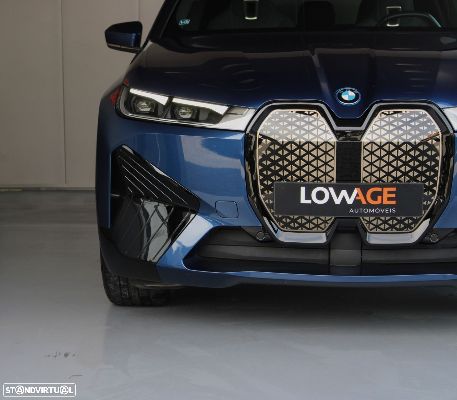 BMW iX xDrive 50 Pack Desportivo - 38