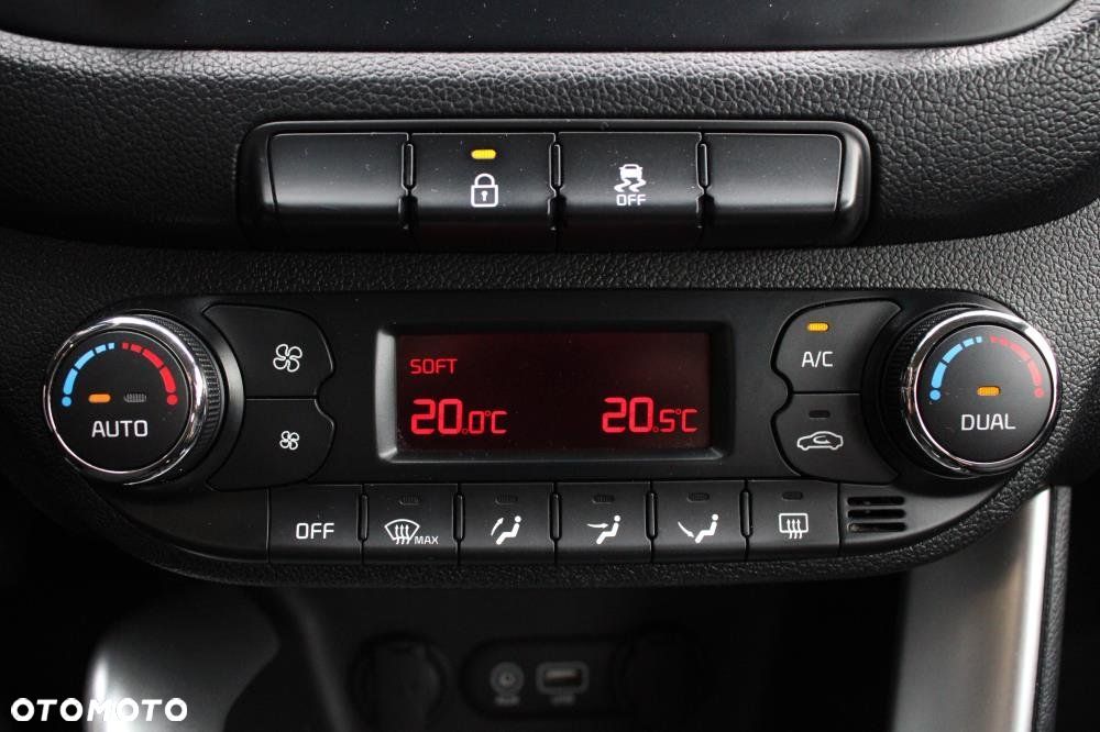 Kia Ceed - 19