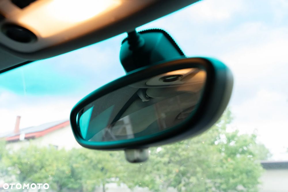 BMW Seria 1 - 20