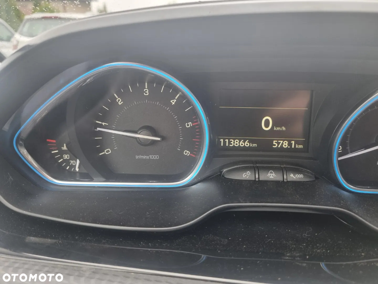 Peugeot 2008 BlueHDi 100 STOP & START Allure - 20
