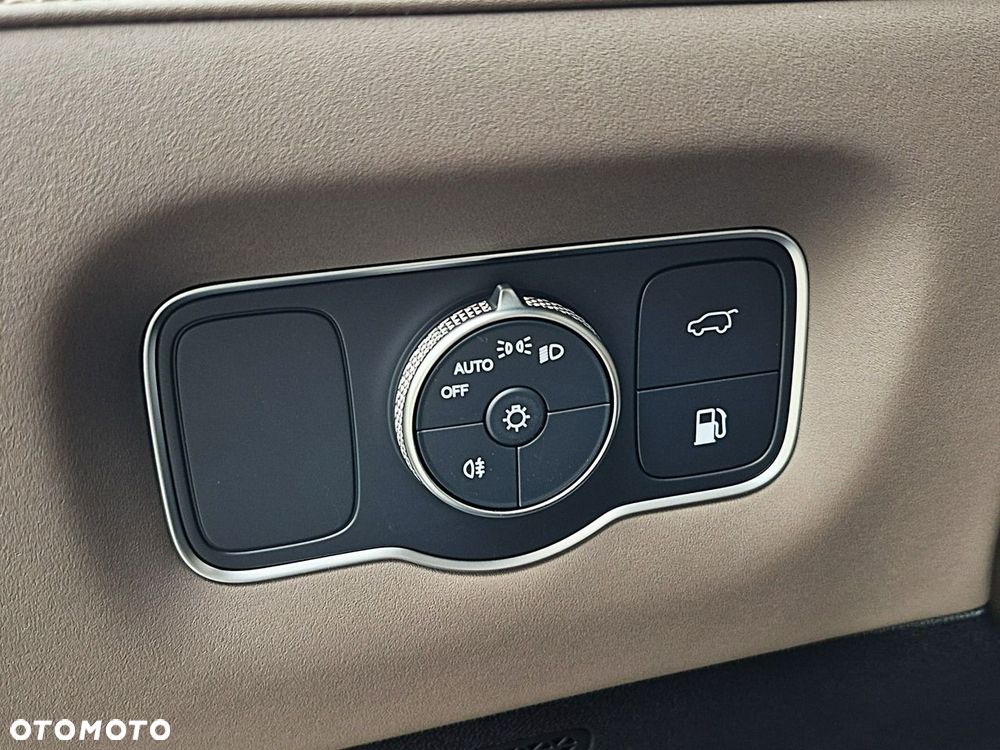 Chery Tiggo 8 1.5 T-GDI Super Hybrid Prestige DCT - 26